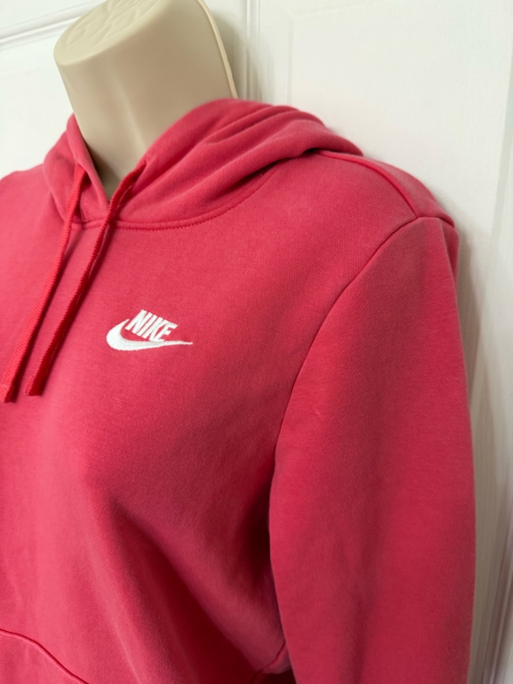 Nike Sportswear Club Fleece Pullover Hoodie Pink XS - Picture 7 of 11